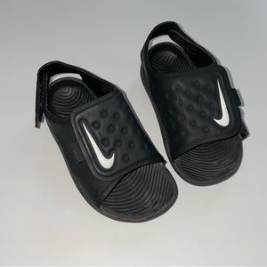 Nike sandals. Size 8C toddler.